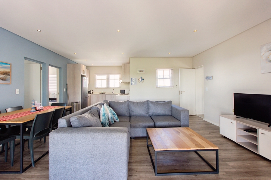 6 Bedroom Property for Sale in Mykonos Western Cape